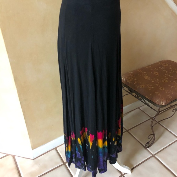 Long Tie Dye Skirt with Slits - Picture 8 of 10